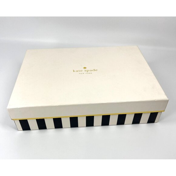 NWT Kate Spade Boxed Gift Set Bow Winter Stocking Hat Device Friendly Gloves Blk - Picture 9 of 10